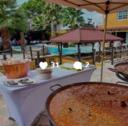 Imagen: Paella gigante y fiesta particular