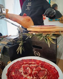 Imagen: Jq maestro cortador y cortador de jamón